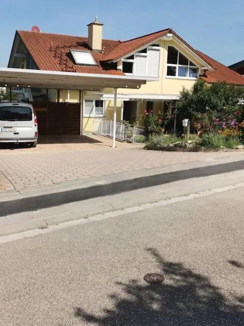 Schoene Ferienwohnung Mit Terrasse Malterdingen Luaran gambar